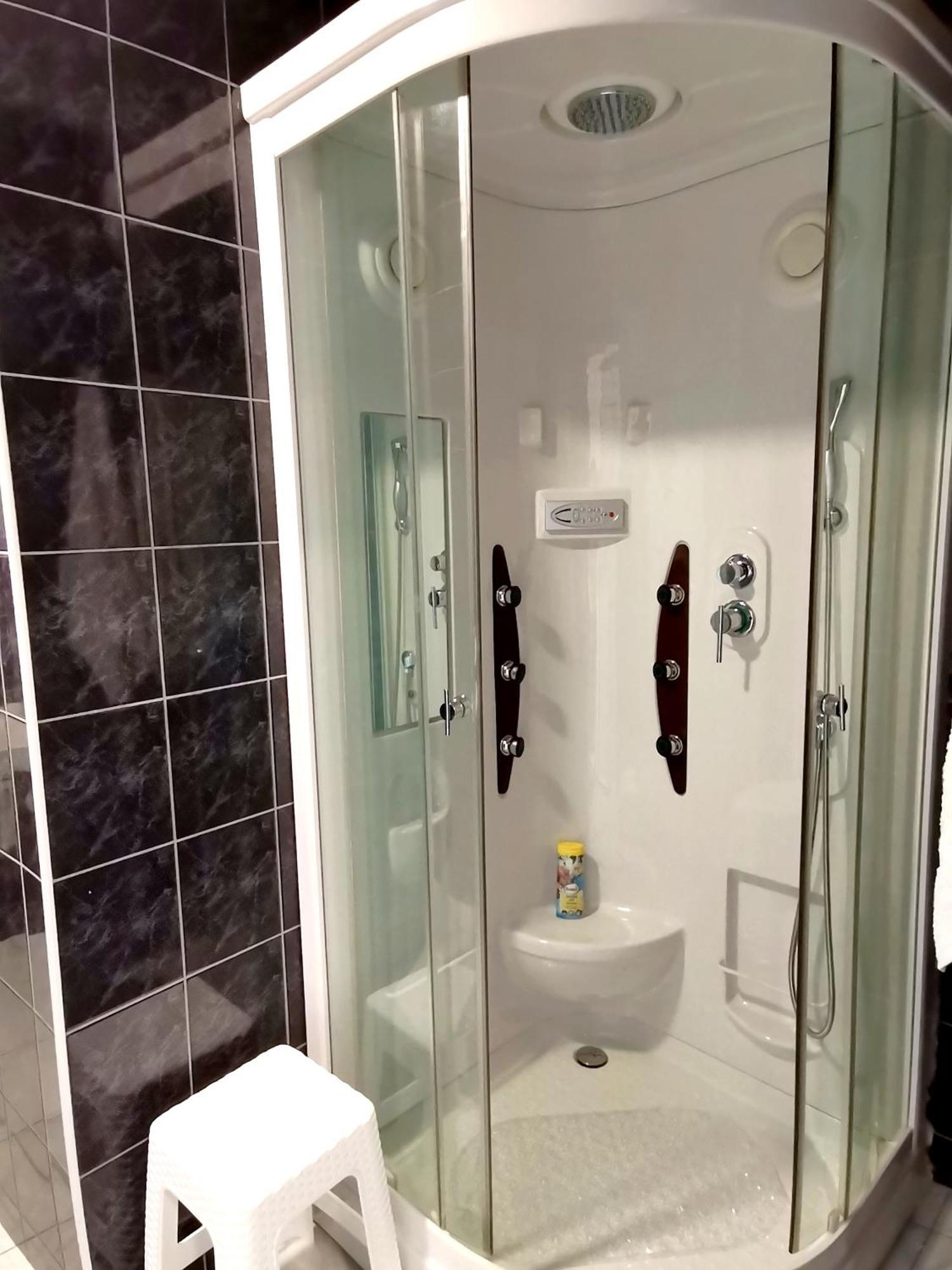 Apartman Tri Kralja - Three Kings In The Center With Private Parking Imotski