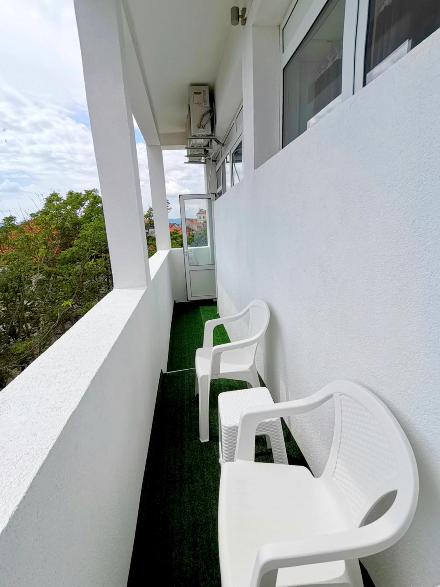 Apartman Tri Kralja - Three Kings In The Center With Private Parking Imotski